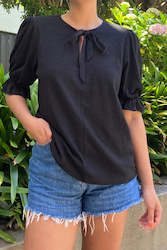 Leo Be: Leo + Be: Honesty Top. Black