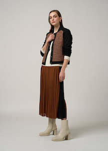 Madly Sweetly: Code Skirt. Cinnamon.