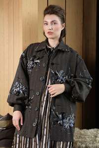 Trelise Cooper: Trelise Cooper: ABSOLUTELY WRAPPED Jacket