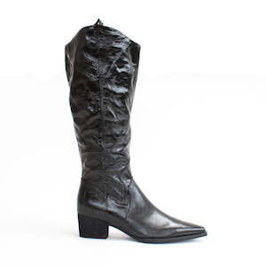 Giddy Up Gal Black Crinkle Patent