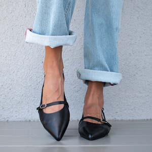 Tamara London: Bias Black