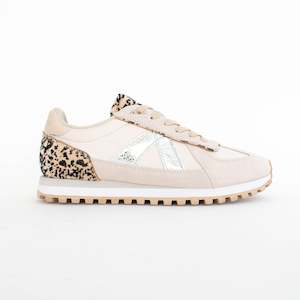 Sneakers: Gate Grey Tan Silver