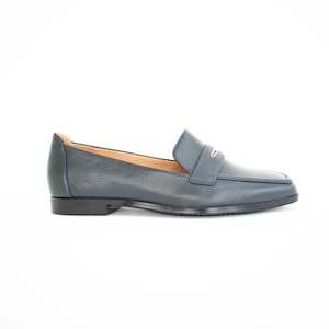 Shoes Flat: Zabrina Midnight