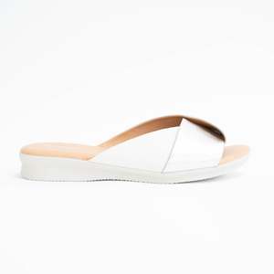 Sandals Flat: Nara White Silver