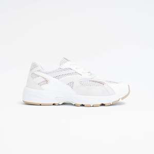 Shoes Flat: Novy White Gold