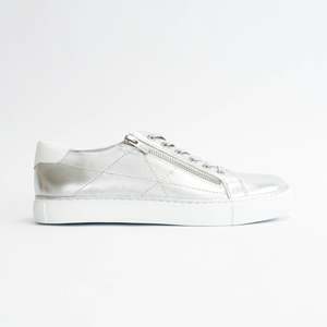 Pryor Silver White
