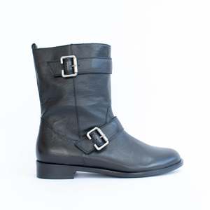 Myas Black
