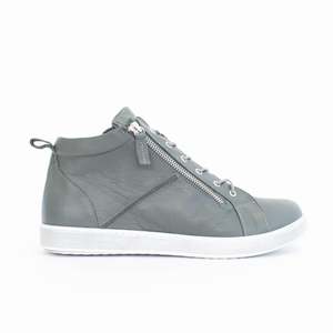 Rilassare: Tender Charcoal