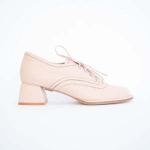 Shoes Mid: Cairo Blush