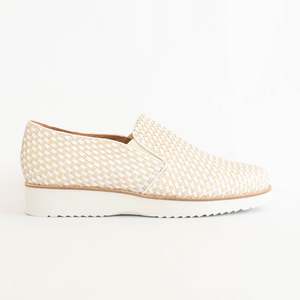 Shoes Flat: Attic White Bone