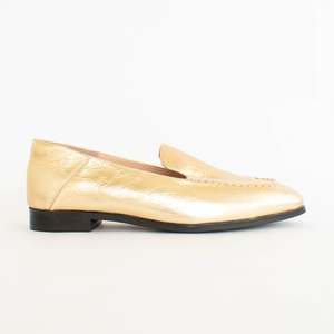 Shoes Flat: Greer Gold