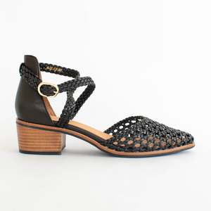 Sandals Mid: Anglo-S Black