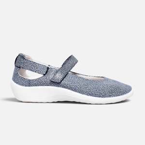 Orthotic Friendly: Minami Cobalt
