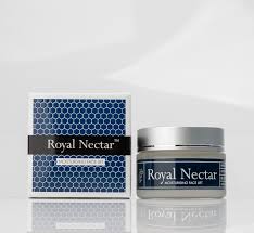 Favourite Nz: Royal Nectar Moisturising Face Lift