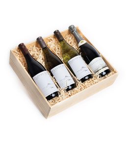 Cloudy Bay Collection Wine Gift Hamper Wineplus