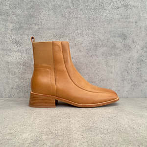 Tan 1: MINX Strider
