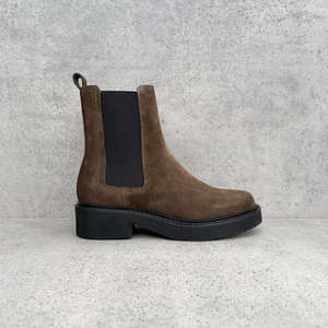 Flats 1: EOS Leilin Boot
