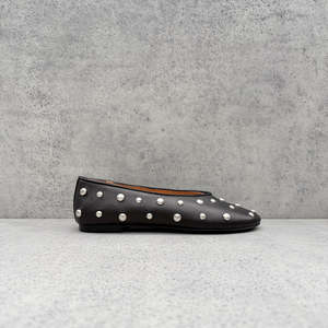 Black: EOS Lune Loafer