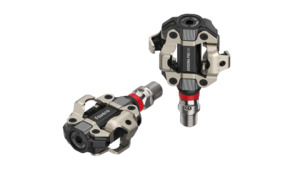 Accessories: FAVERO ASSIOMA PRO MX-2 (Dual Sided PEDAL Power Meter)