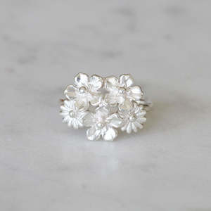 Forget Me Not: Small Flower Bouquet Ring