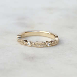 Leaf Ring/ Diamond, Yellow Gold