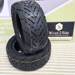 Tyres Bikes Scooters: Tyre 90/55-6 [10 inch] Tubeless