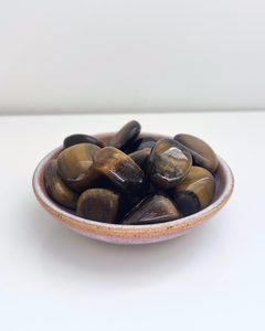 Products: Tigers Eye Tumble Courage & Confidence With Energy