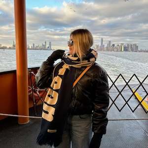 Everyday Wear: The Navy Reversible Scarf