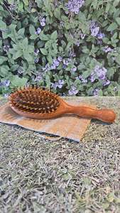 Accessories: Sandalwood Comb