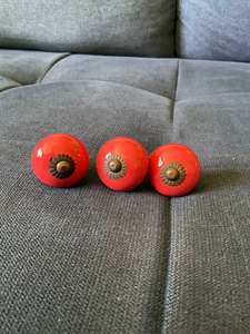 Red/Orange Ceramic small Knobs x3