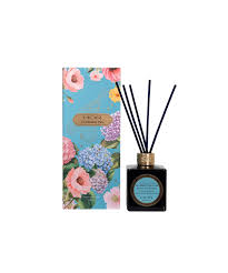 Personal Care Beauty: MOR Reed Diff Celeb Pine 180ml