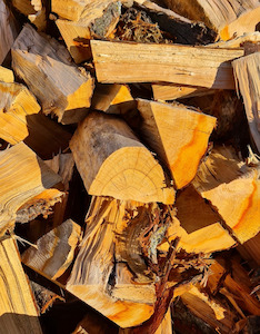 firewood: Quality Firewood Macrocarpa (Dry) 3m3