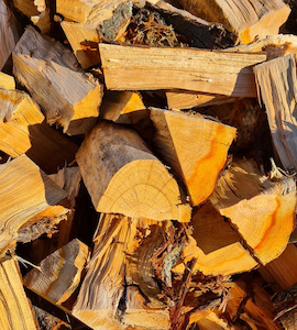 Quality Firewood Pine/Macrocarpa mix (Dry) 6m3