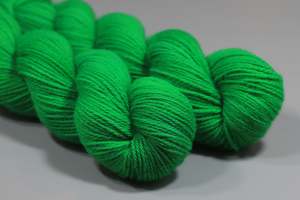 Brights: Bright Green | Hand Dyed 100% Merino Yarn from New Zealand | 100g