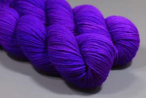 Brights: Violet | Hand Dyed 100% Merino Yarn from New Zealand | 100g
