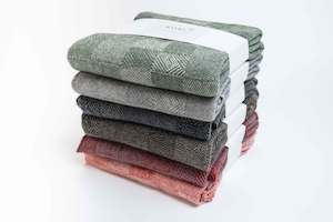 Home Decor: JACQUARD THROW
