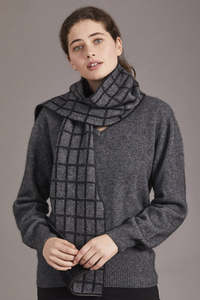 Expore: CHECK SCARF WITH LAMBSKIN TRIM