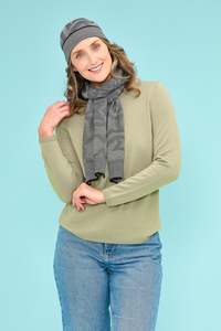 Womens Collection: MERINO SUPERSTAR SCARF