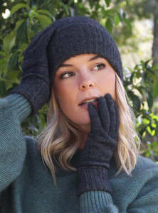 Womens Collection: TURN BACK BEANIE