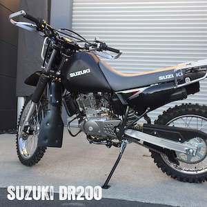Suzuki: Suzuki DR200 Tank Cover