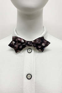 Bow Ties: WORLD Diamond Point Bow Tie - Glare Print Silk