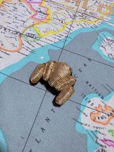WORLD Bullion Brooch - Amano Croi$$ant