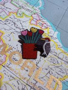 WORLD Bullion Brooch - A Bird in the Bush