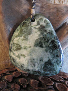 Products: Variegated Bowenite Freeform Pendant Woven Stone Jade