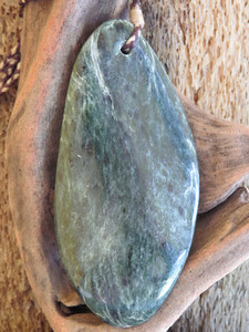 Large Kokopu Rippled Pebble-Form Pendant Woven Stone Jade