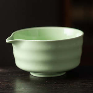 Matcha Bowl: Emerald Green Matcha Bowl