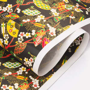Gift Wrapping: Elegant Fan & Blossom Gift Wrapping Paper
