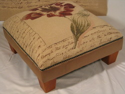 Tulips: F8 Footstool TULIPS Open