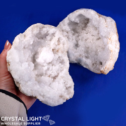 Quartz Geode Medium (A-Grade)