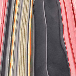 Thai: Marbled Iris Raspberry & Apricot